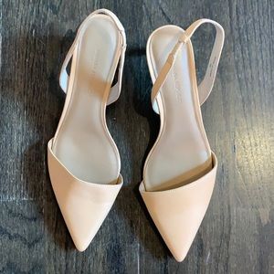 Banana Republic Tan heels